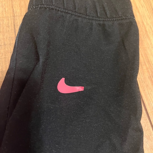 Nike Toddler Girls Pink and Black Leggings Set of 3 - Picture 4 of 7